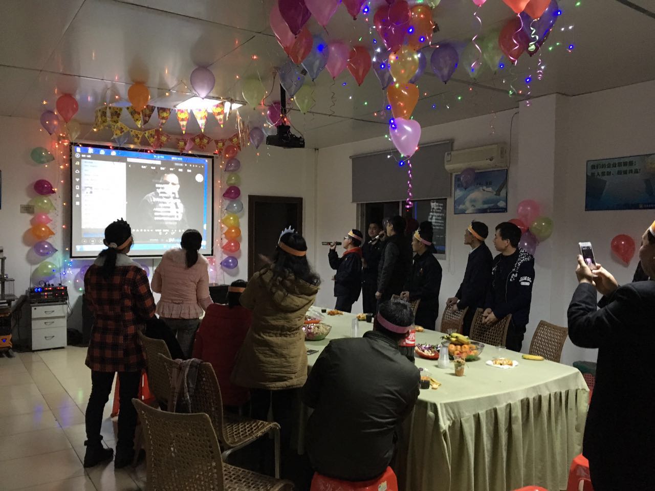 2016年第一季度員工生日晚會，不歡不散